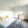 Photo 3: Room 4