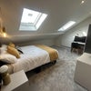 Photo 2: ROOM 6