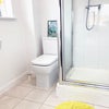 Photo 18: Room 1: En-suite bathroom including 24/7 running hot water 