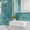 Photo 4: En-suite