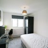 Photo 8: Room 4