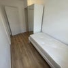 Photo 4: Room 2