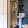 Photo 3: Room 1 En-Suite