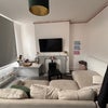 Photo 1: Tv included 