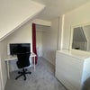 Photo 2: Build in Wardrobe