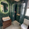 Photo 9: Private ensuite room