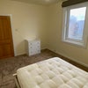 Photo 6: Room 4