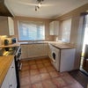 Photo 5: Kitchen