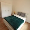 Photo 4: Room 2