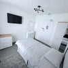 Photo 4: Large Single Room