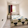 Photo 3: Room 1