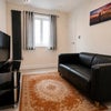 Photo 4: Lounge