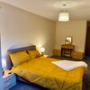 Photo 4: Main bedroom en-suite