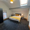 Photo 6: Room 4