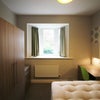Photo 3: Room 4 available 08/07