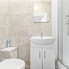 Photo 4: En-suite Bathroom (Room 3)