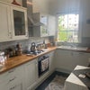 Photo 5: Kitchen
