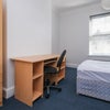 Photo 14: bed 5
