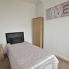 Photo 2: Single room