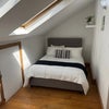 Photo 8: Room 1