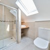 Photo 3: Room 6 En-suite
