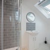 Photo 4: ROOM 1 ENSUITE