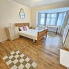 Photo 4: Room £1083