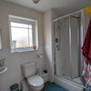 Photo 3: Room 1 ensuite