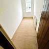 Photo 4: Single room