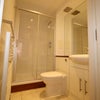 Photo 5: en-suite bathroom