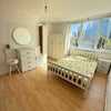 Photo 1: Bedroom M1