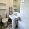 Photo 5: Studio 11 EnSuite