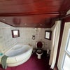 Photo 7: bathroom