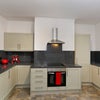 Photo 10: Kitchen