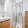 Photo 8: Room 5 - En-Suite Bathroom