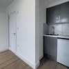 Photo 4: Kitchenette