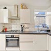 Photo 5: Kitchen