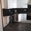 Photo 4: Kitchen