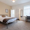Photo 6: Room 4
