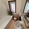 Photo 5: Upstairs bathroom