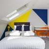 Photo 14: Bedroom