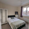 Photo 7: Ensuite double room