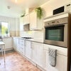 Photo 5: Kitchen