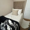 Photo 2: Single room