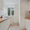 Photo 4: Kitchen