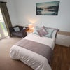 Photo 9: Room 1