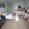 Photo 10: Room 1