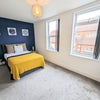 Photo 2: Room 3 En Suite