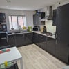 Photo 2: Kitchen