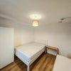 Photo 5: TR6-3 Double room with ensuite